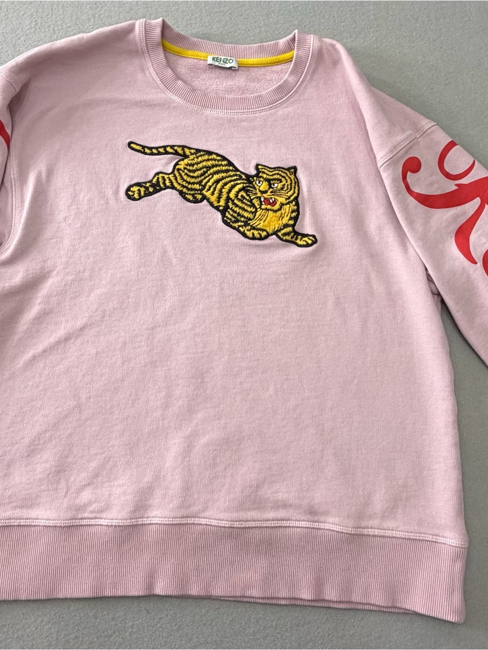 204/856 Kenzo Paris Tiger Sweatshirt Pink Medium Crewneck Designer